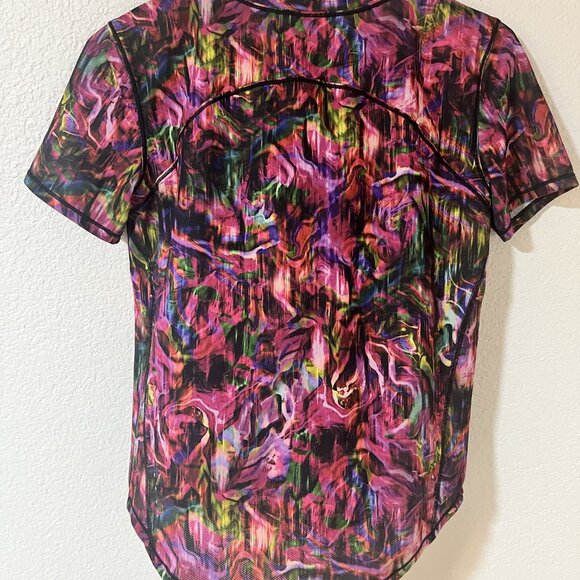 Lululemon Mesh Lined Running Yoga Hip Length Top Vivid Multicolor Size XS (2). - Picture 5 of 6